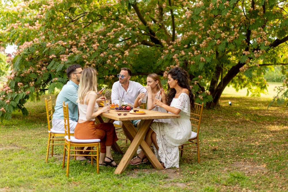 Garden Party Attire: What to Wear for an Outdoor Soiree Garden Party Attire: What to Wear for an Outdoor Soiree