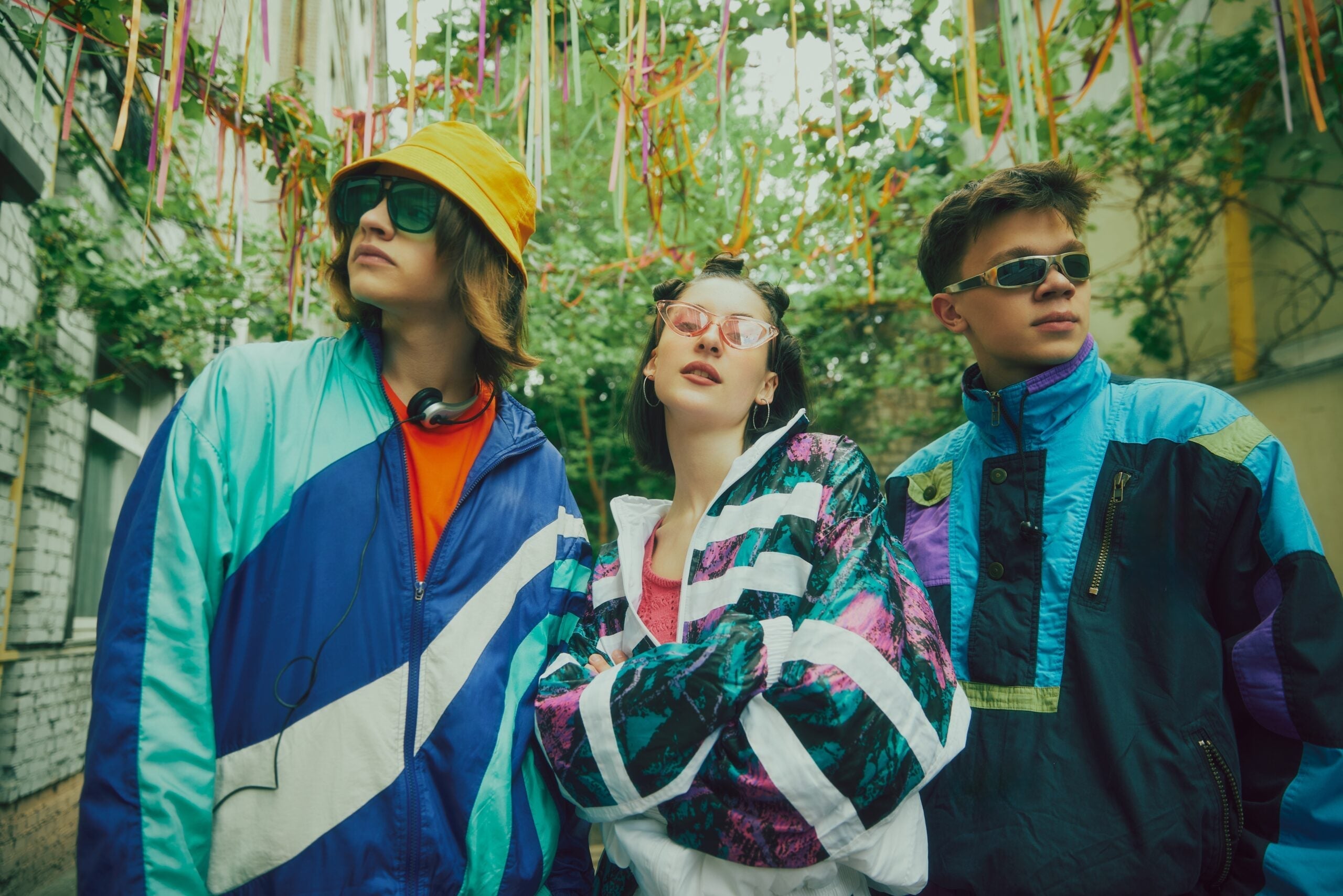 90s Party Outfit Ideas: Embrace the Vintage Vibes 90s Party Outfit Ideas: Embrace the Vintage Vibes