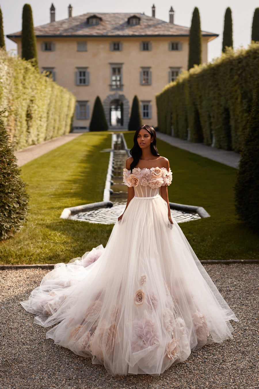 Sherri Hill style 81142 in ivory/blush