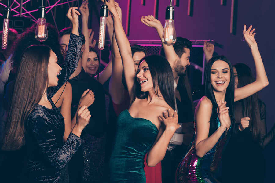 company celebrating prom, Essential Prom Tips to Make Your Night Perfect