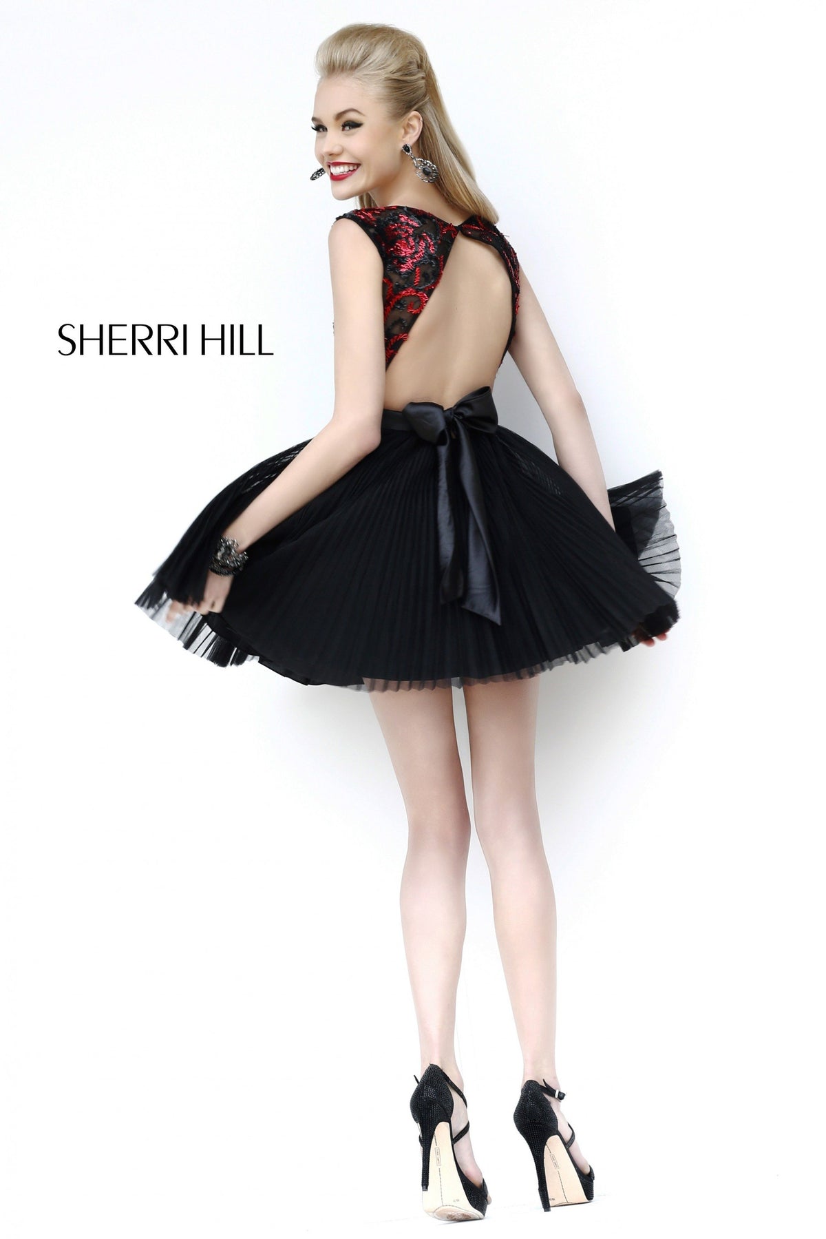 Sherri Hill 21167 cap-sleeve beaded cocktail dress