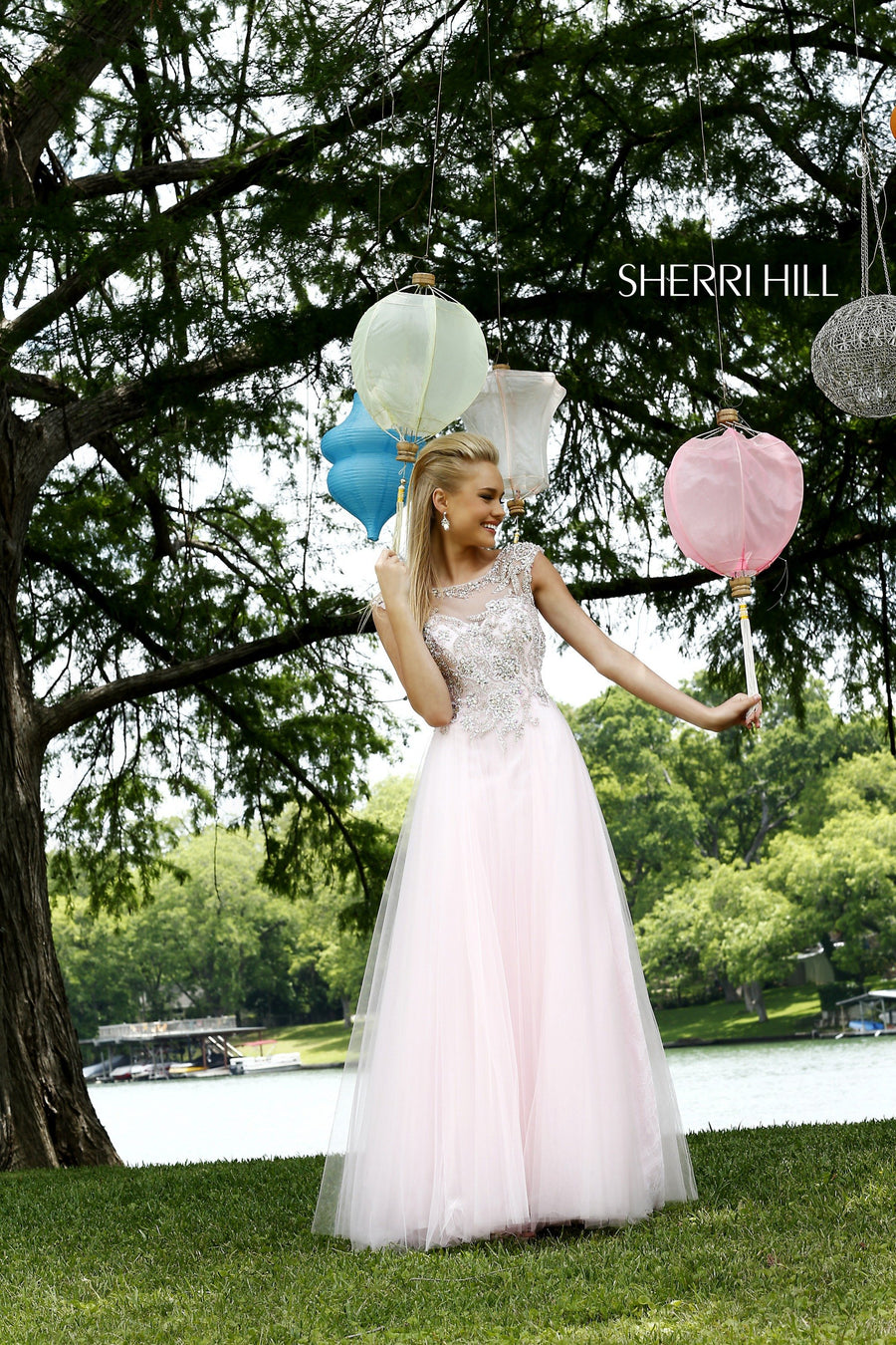 Sherri Hill style 3885 in pink