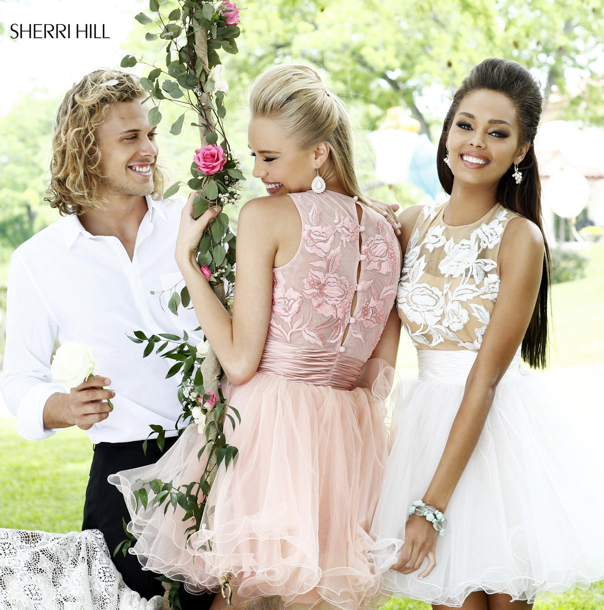 Sherri Hill 21219 lace appliquéd cocktail dress with tulle skirt