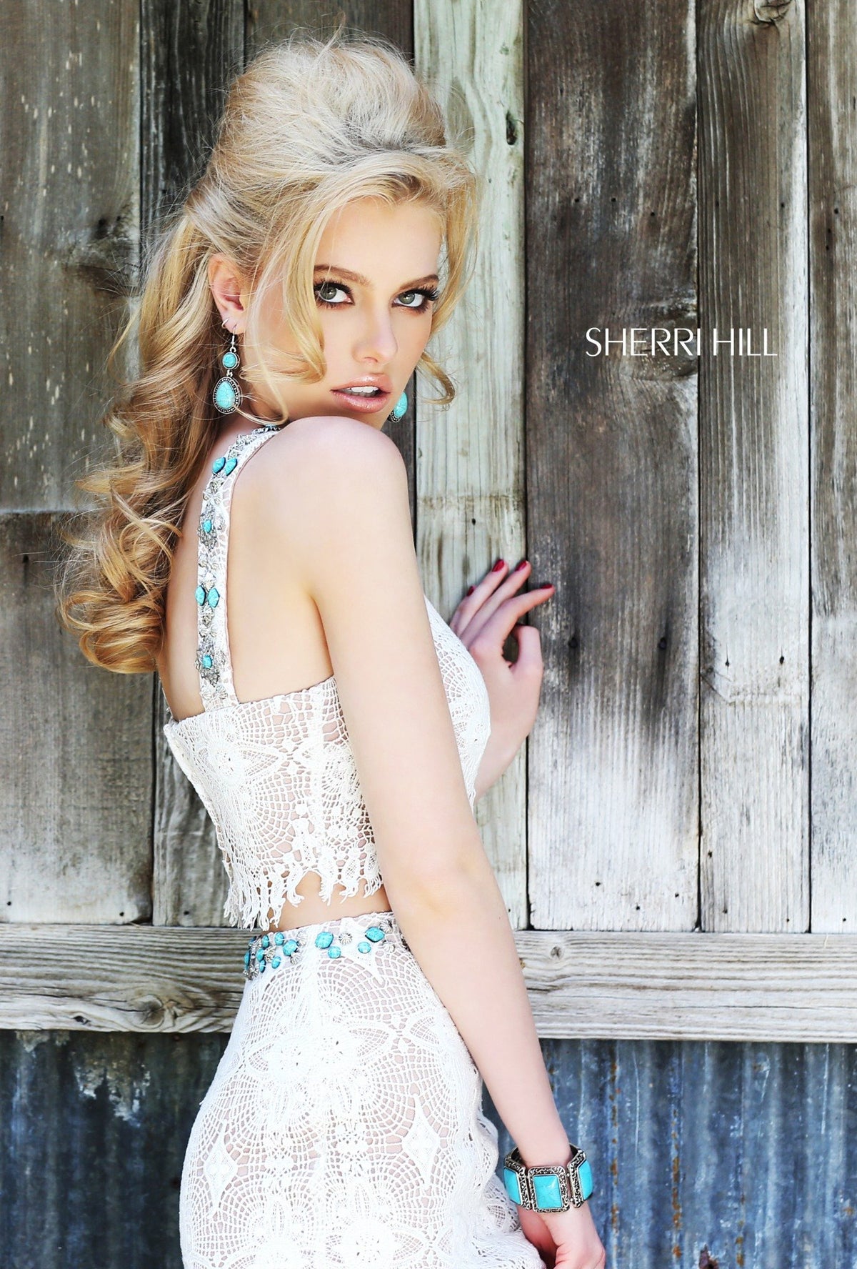 Sherri Hill 32255 evening gown in ivory/nude