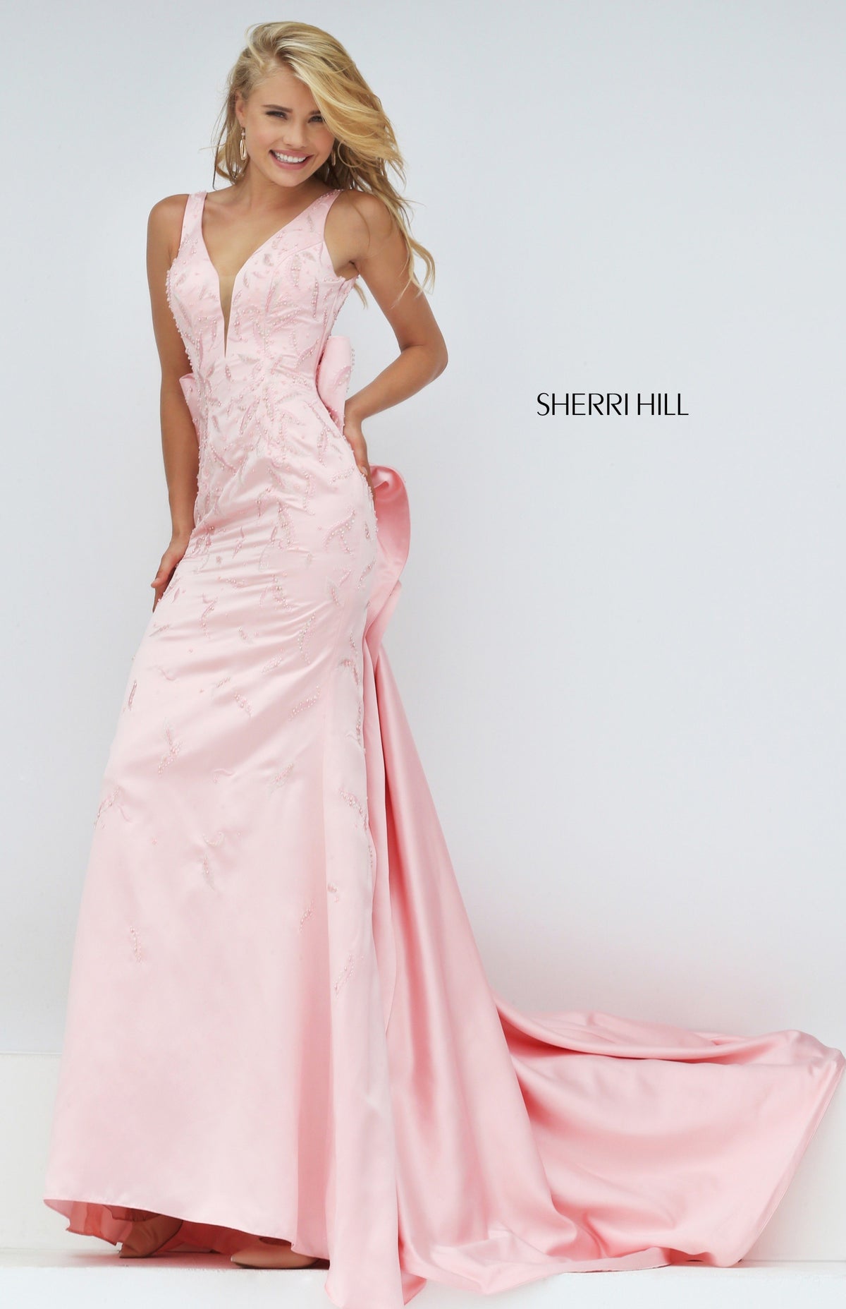 Sherri Hill 50244 V-neck satin mermaid gown in blush