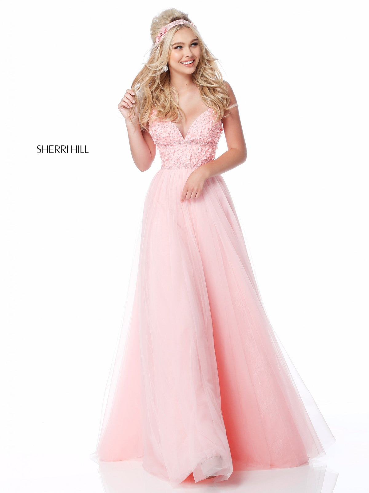 Sherri Hill 51866 appliqued V-neck bodice with tulle skirt