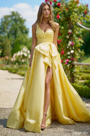 Yellow Homecoming Dresses and Gowns 2026 | Sherri Hill Yellow Homecoming Dresses and Gowns 2026 | Sherri Hill