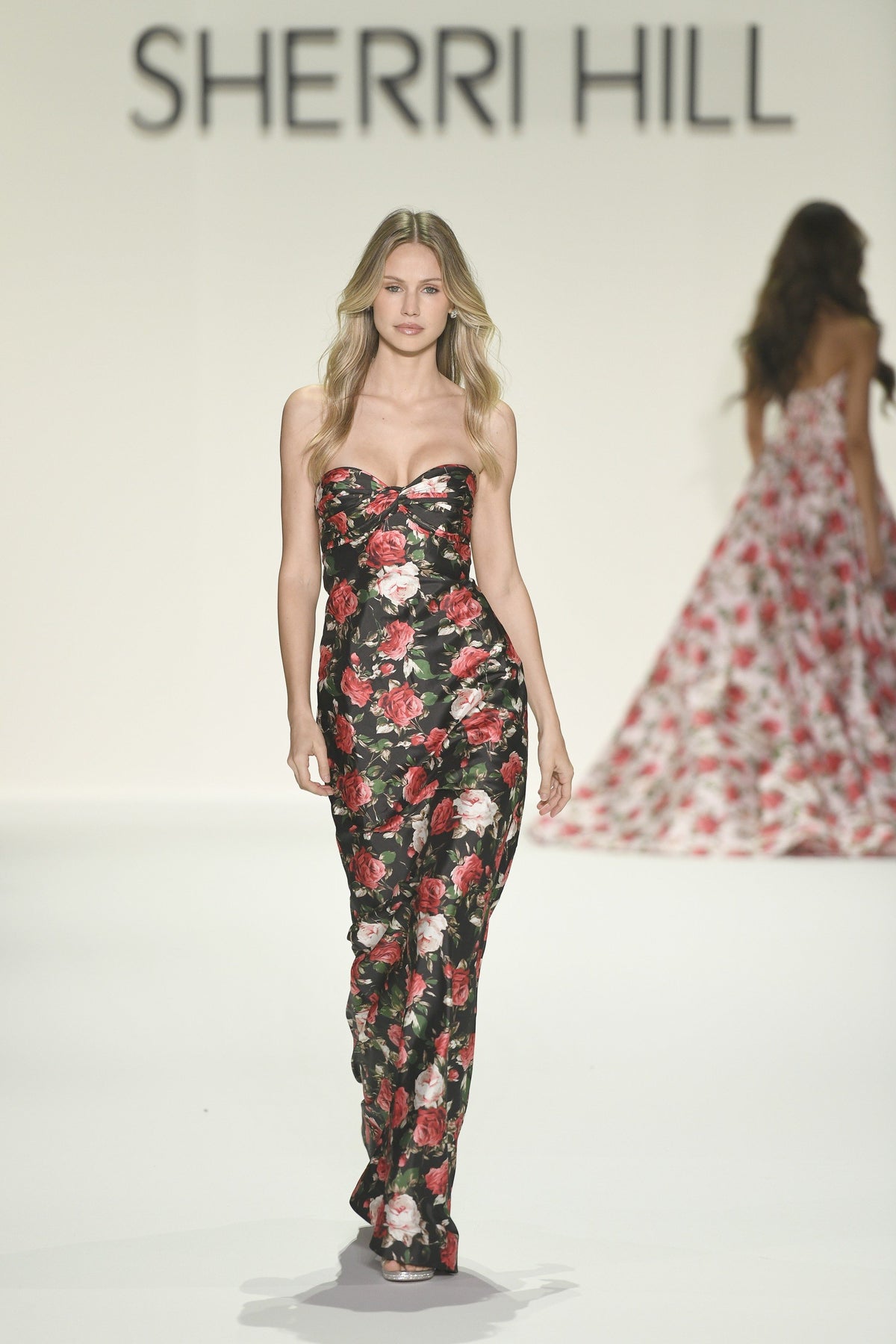 Sherri Hill 57962 strapless fitted floral gown in black print