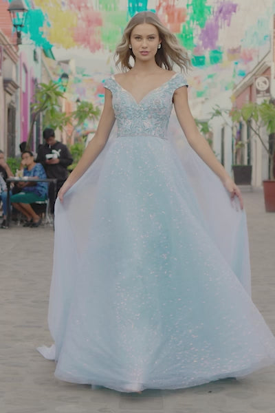 Sherri Hill 55451 sweetheart beaded neckline ballgown video