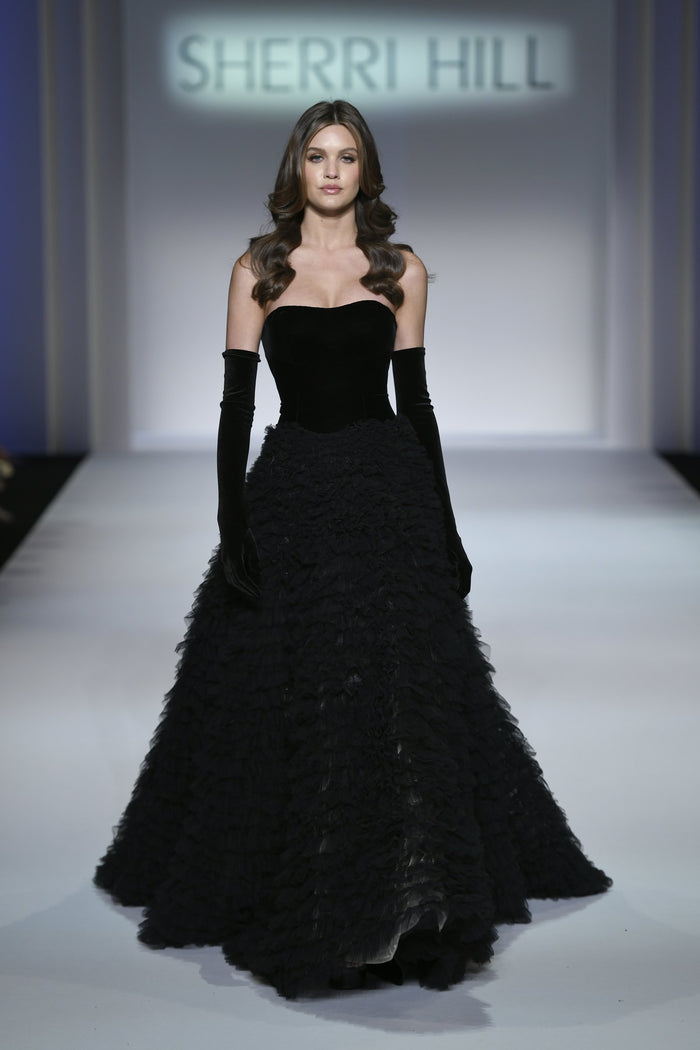 Sherri Hill Fall 2022 & Bridal runway, look 13