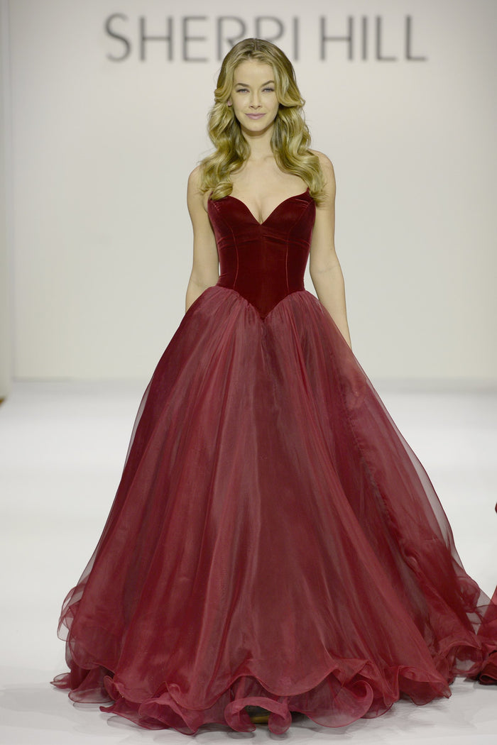 Sherri Hill Fall 2016 runway, look 18