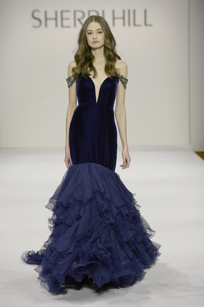 Sherri Hill Fall 2016 runway, look 22