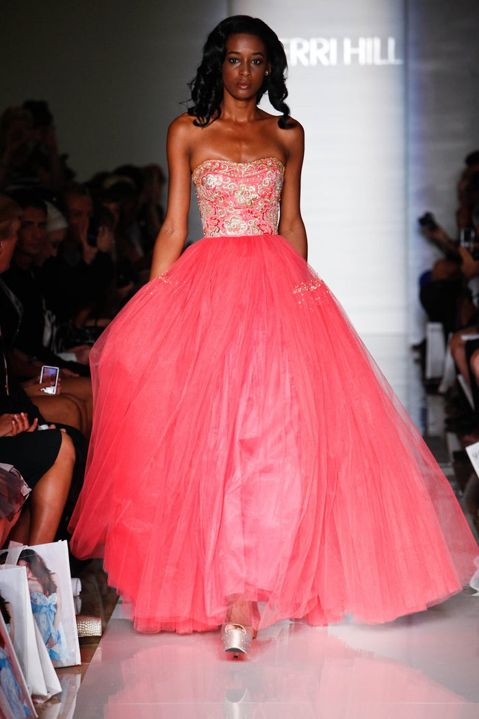 Sherri Hill Spring 2013 runway, look 16