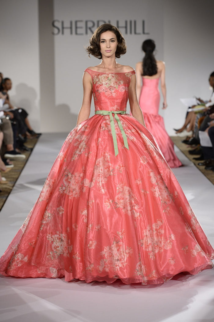 Sherri Hill Spring 2015 runway, look 40