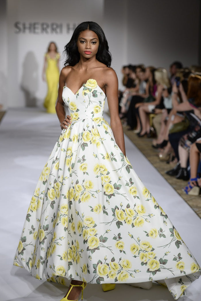 Sherri Hill Spring 2016 runway, look 16
