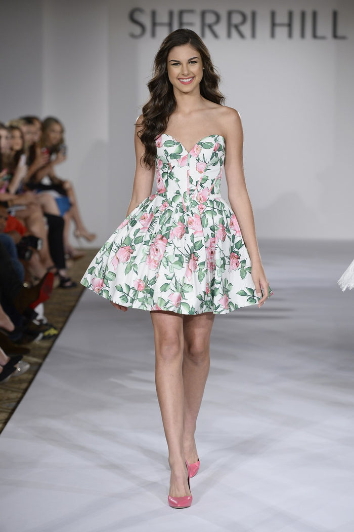 Sherri Hill Spring 2016 runway, look 37