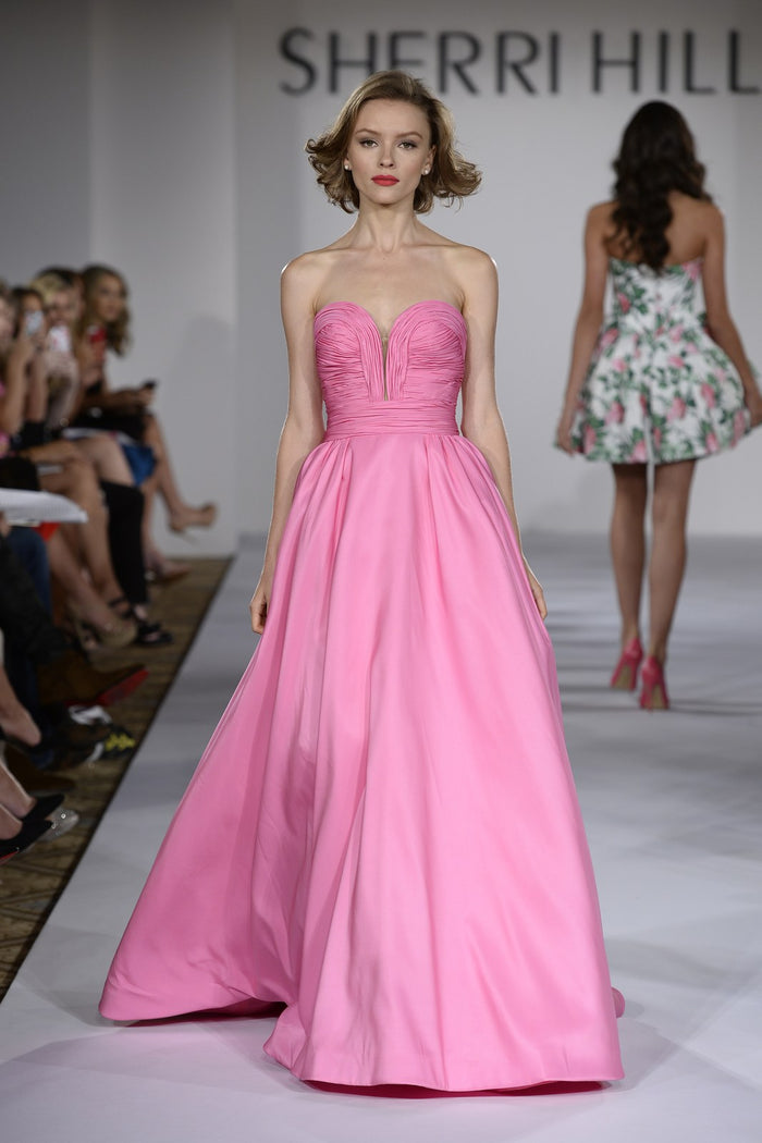Sherri Hill Spring 2016 runway, look 38
