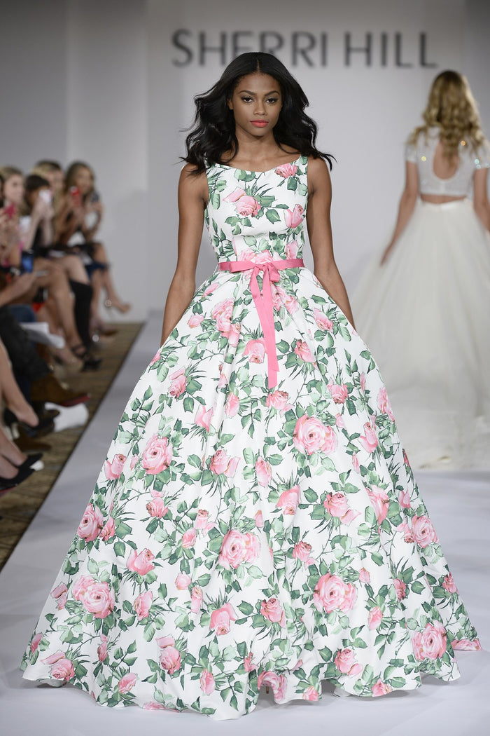 Sherri Hill Spring 2016 runway, look 46
