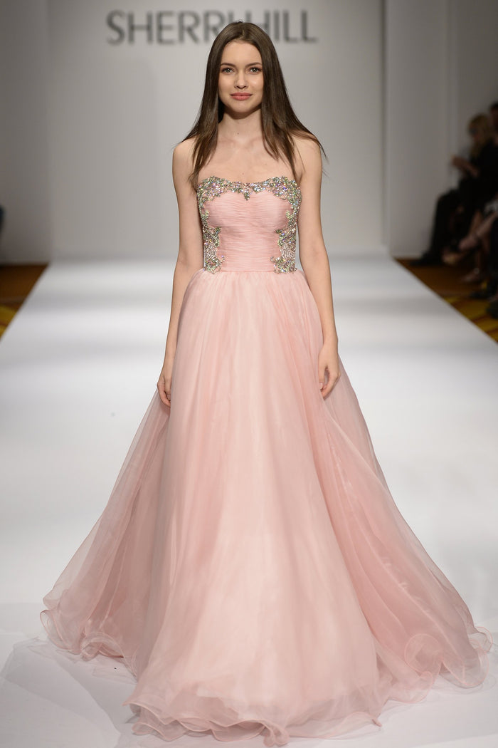 Sherri Hill Spring 2017 runway, look 51