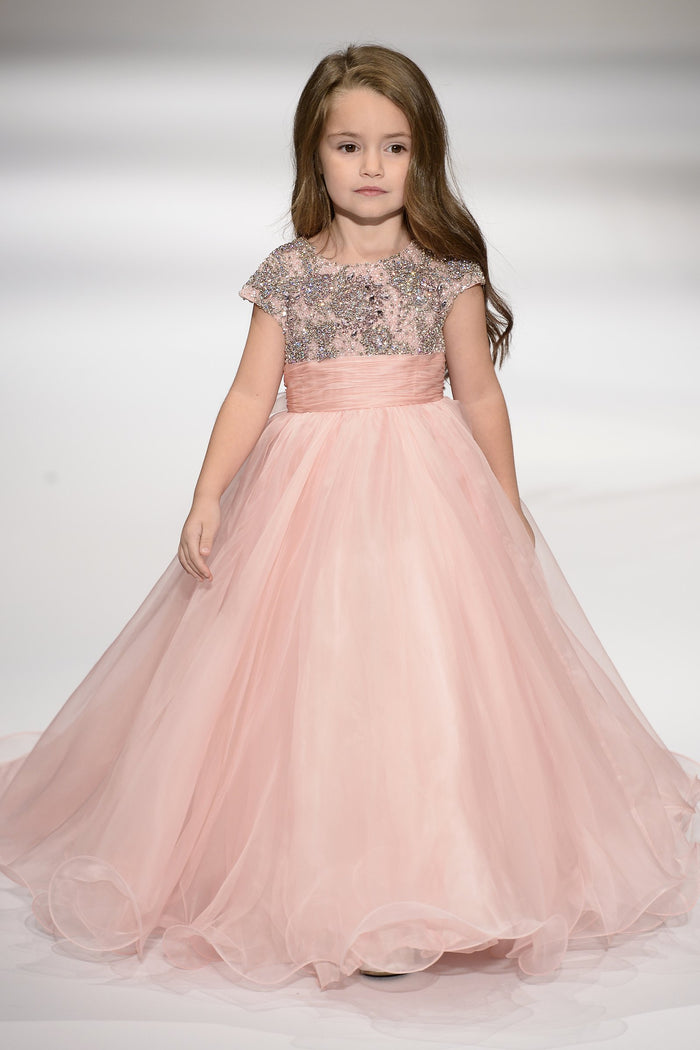 Sherri Hill Spring 2017 runway, look 54