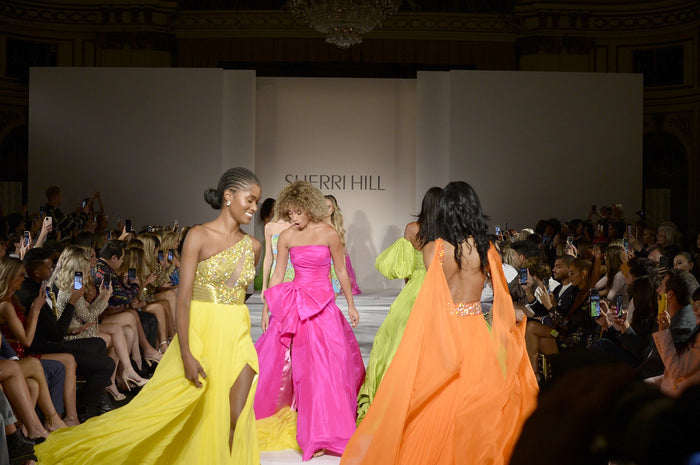Front Row at the Sherri Hill Spring 2022 show, photo 7 of 10