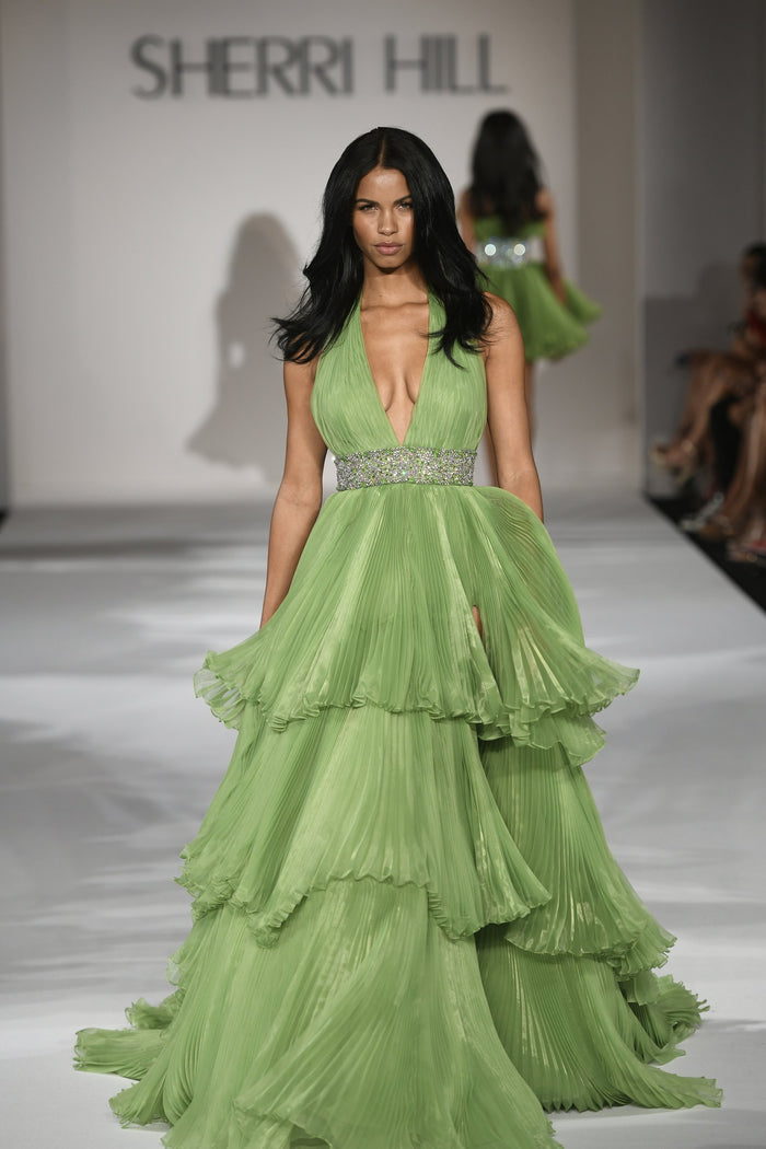 Sherri Hill Spring 2023 runway, look 18