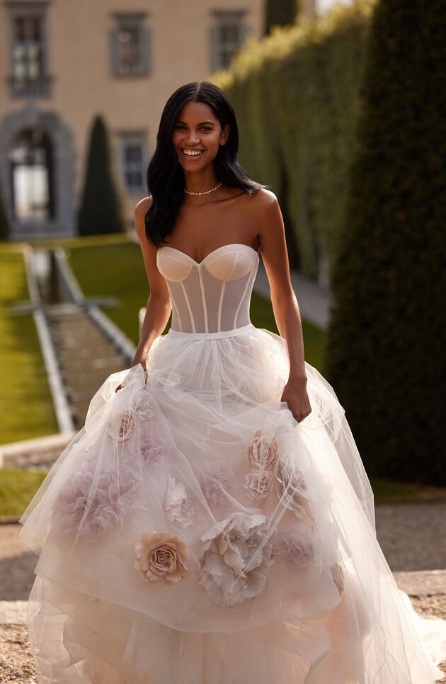 2024 Wedding Dresses & Bridal Gowns